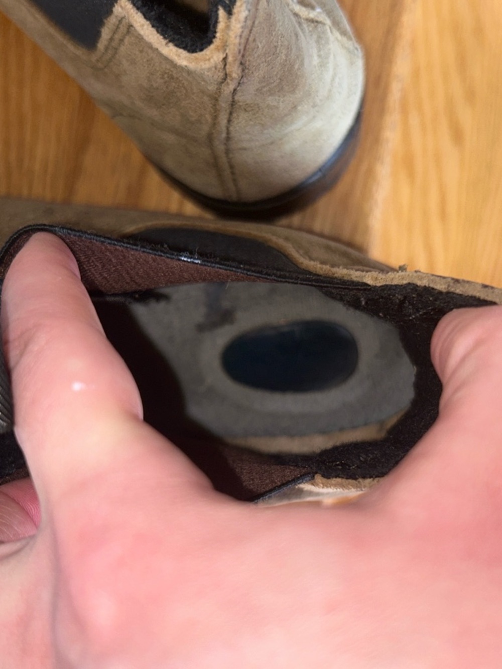 Blundstone Brown Leather Chelsea Boots - Picture 7 of 9